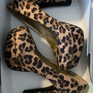 SOLD Leopard Print Women's Heels